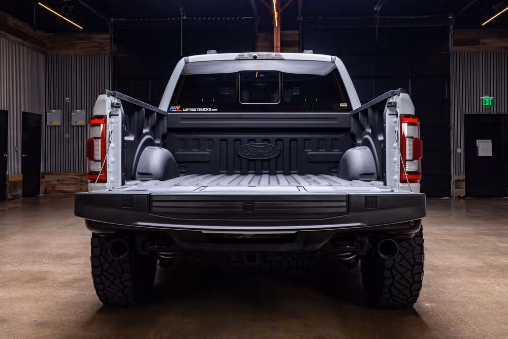 2023 Ford F-150 Raptor SuperCrew Image 9