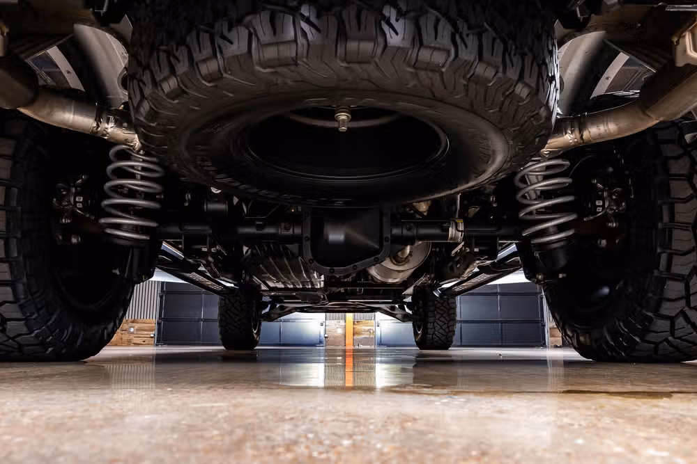 2023 Ford F-150 Raptor SuperCrew Image 16