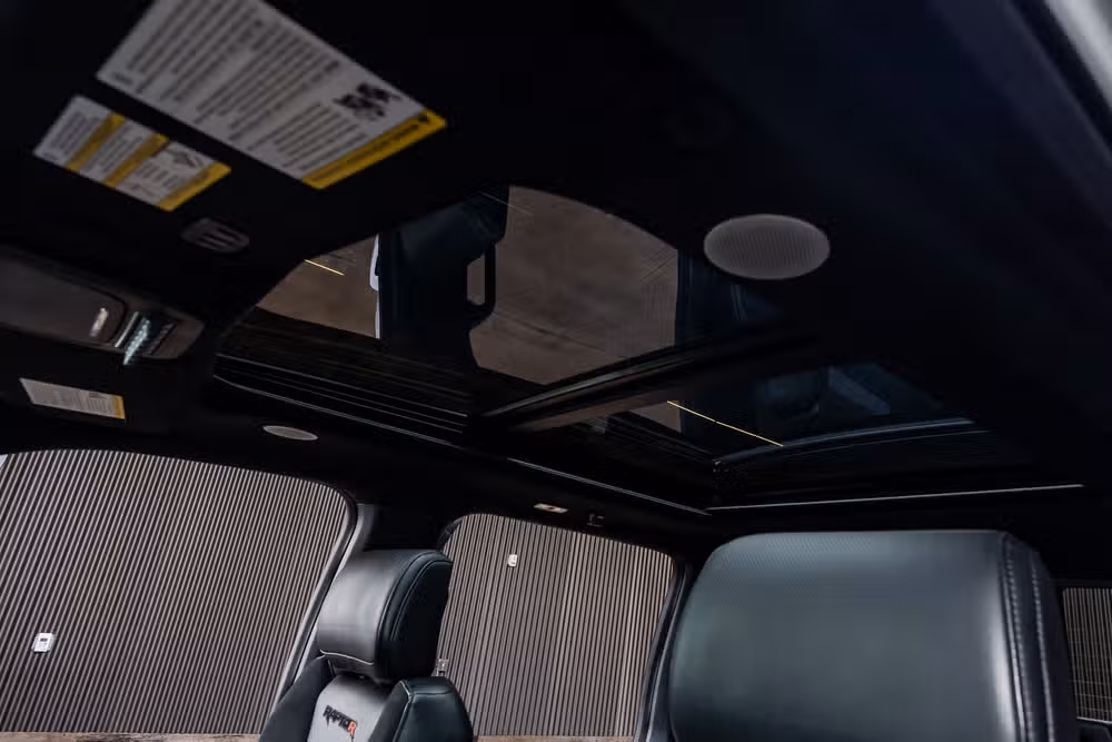 2023 Ford F-150 Raptor SuperCrew Image 31