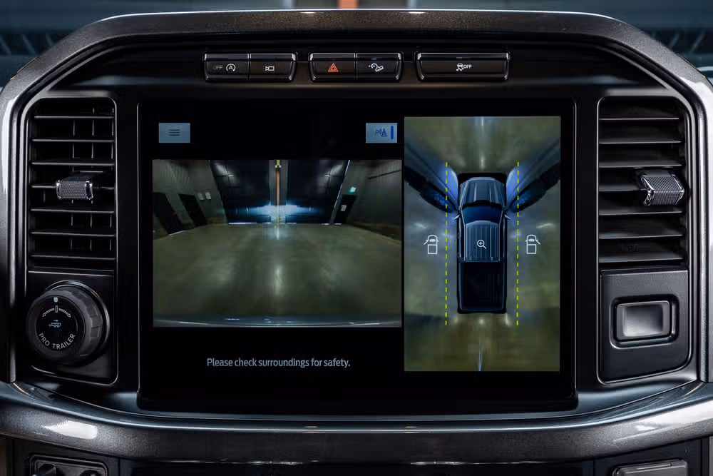 2023 Ford F-150 XLT SuperCrew Image 27