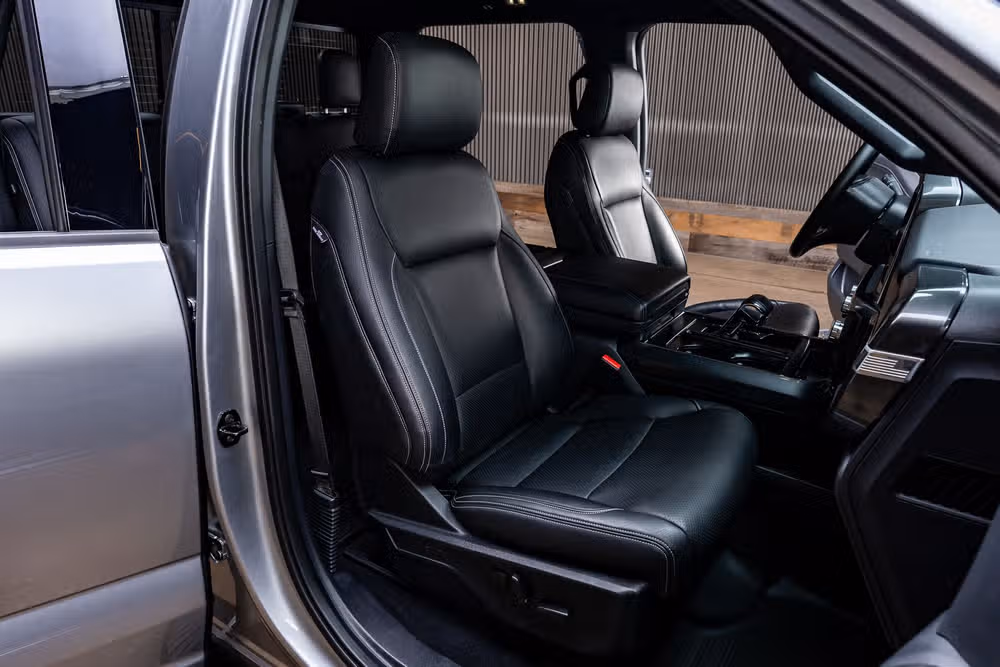 2023 Ford F-150 XLT SuperCrew Image 32