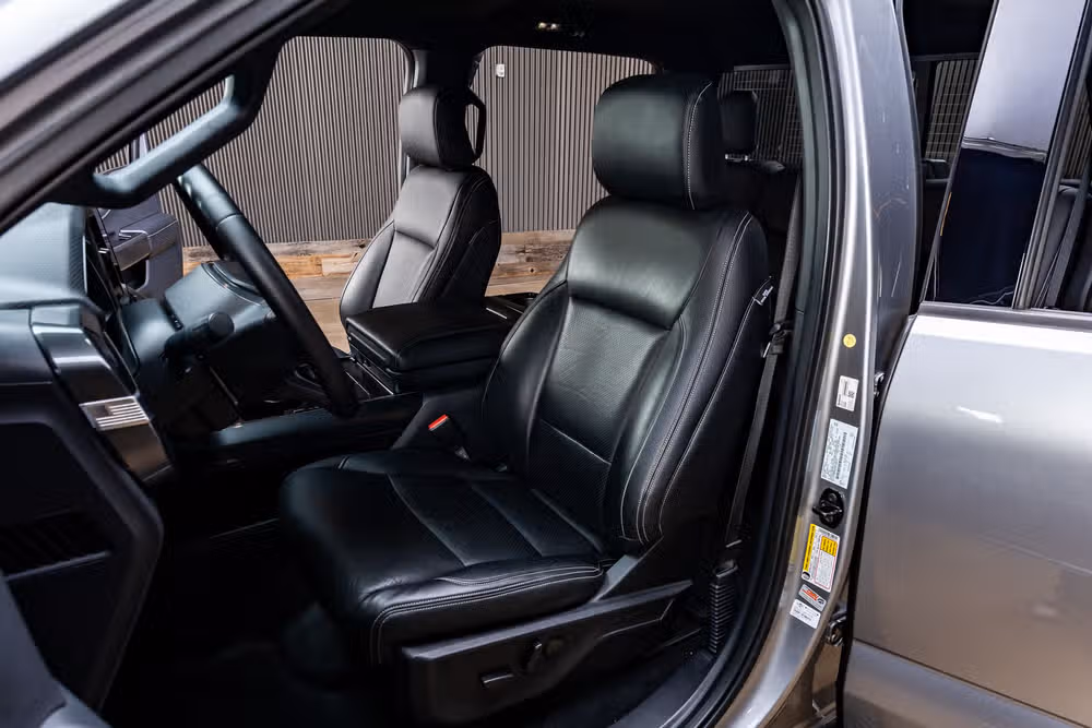2023 Ford F-150 XLT SuperCrew Image 31