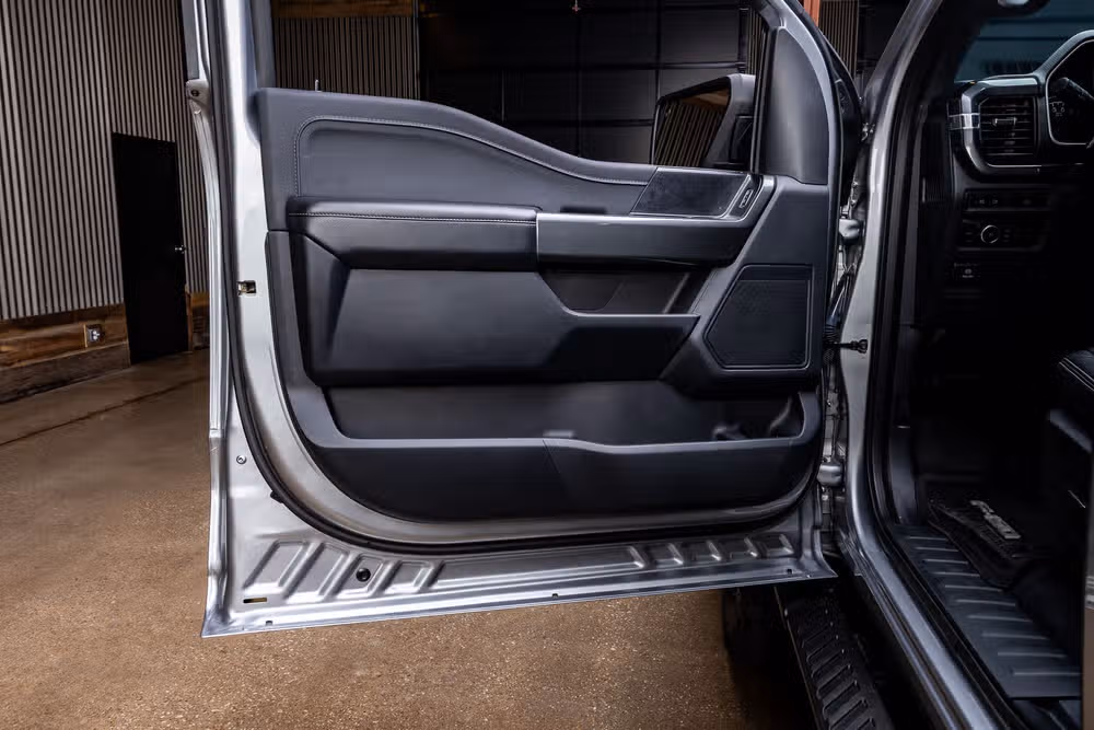 2023 Ford F-150 XLT SuperCrew Image 37