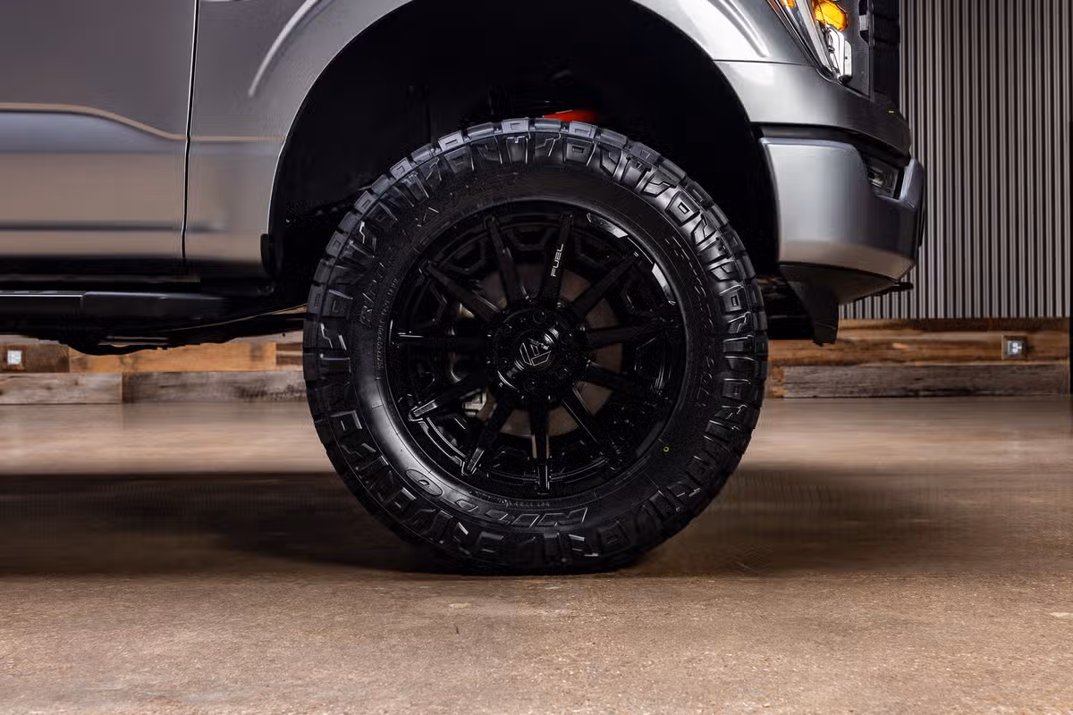 2023 Ford F-150 XLT SuperCrew