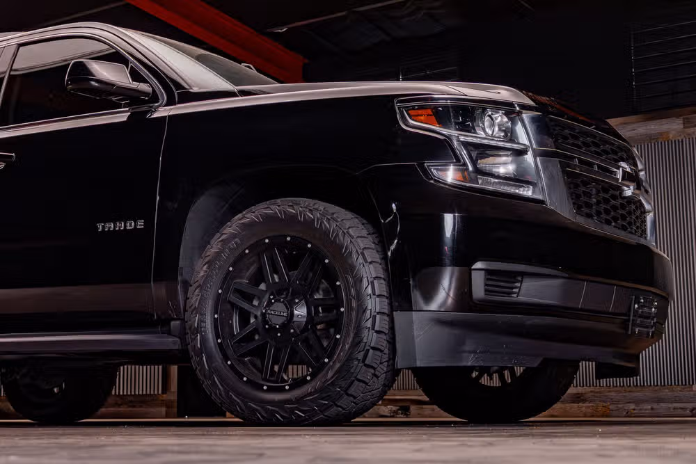 2018 Chevrolet Tahoe LS Image 11
