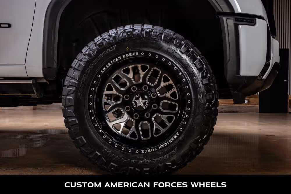 2026 GMC Sierra 2500HD Denali Ultimate Crew Cab Image 11