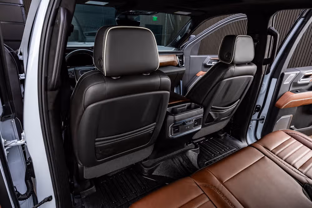 2026 GMC Sierra 2500HD Denali Ultimate Crew Cab Image 33