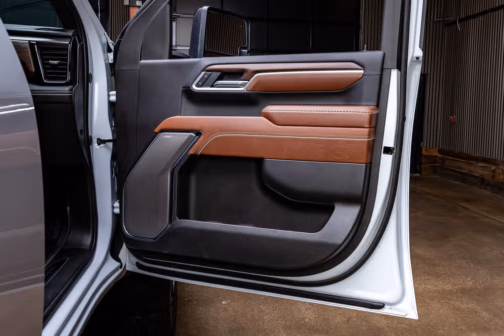 2026 GMC Sierra 2500HD Denali Ultimate Crew Cab Image 36