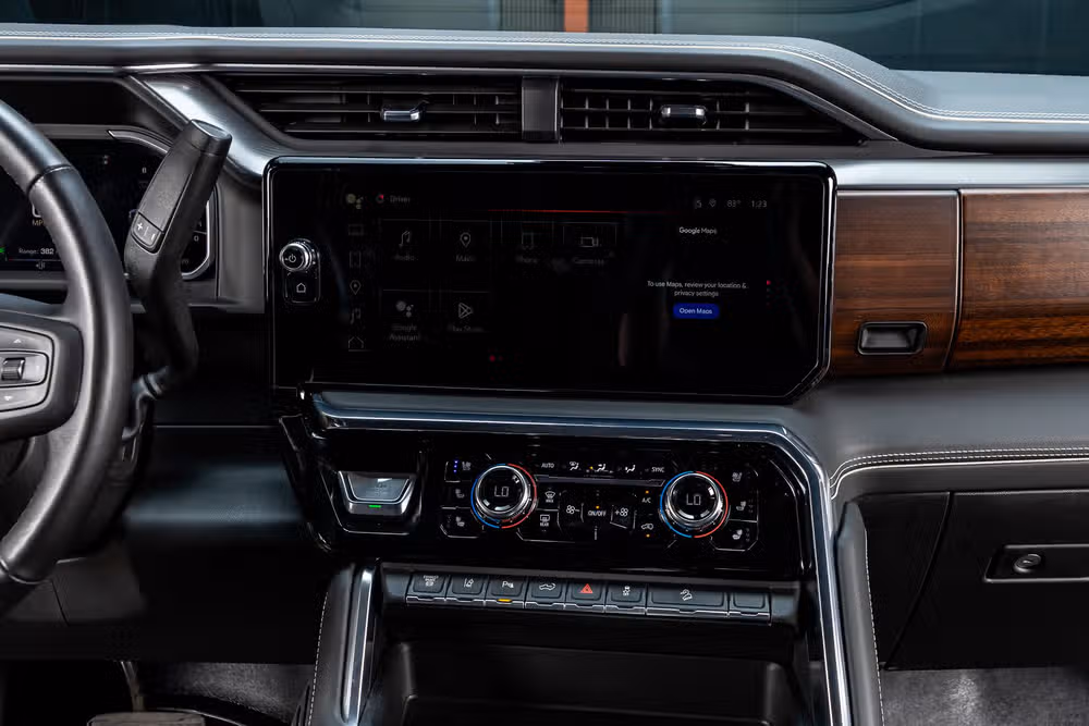 2026 GMC Sierra 2500HD Denali Ultimate Crew Cab Image 23