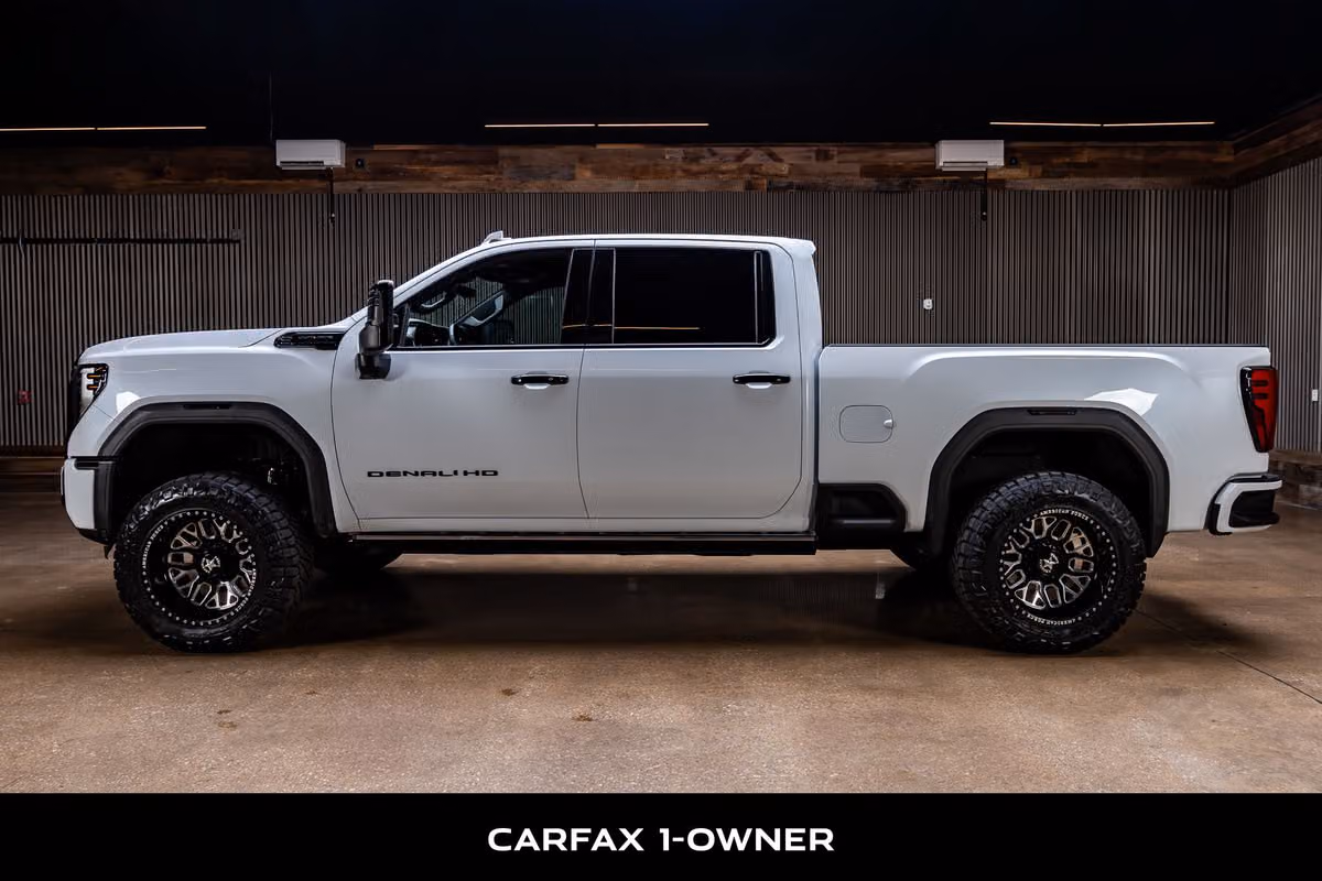 2026 GMC Sierra 2500HD Denali Ultimate Crew Cab
