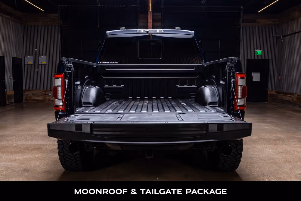 2022 Ford F-150 Raptor SuperCrew Image 9