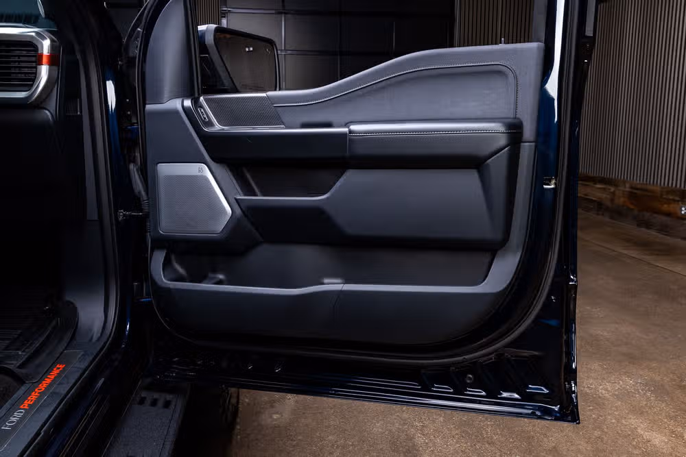2022 Ford F-150 Raptor SuperCrew Image 39