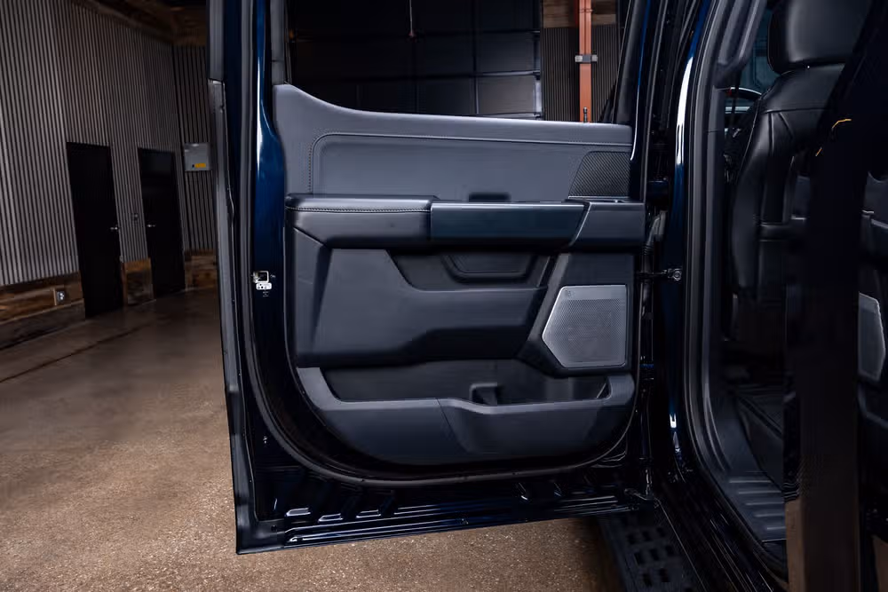 2022 Ford F-150 Raptor SuperCrew Image 40
