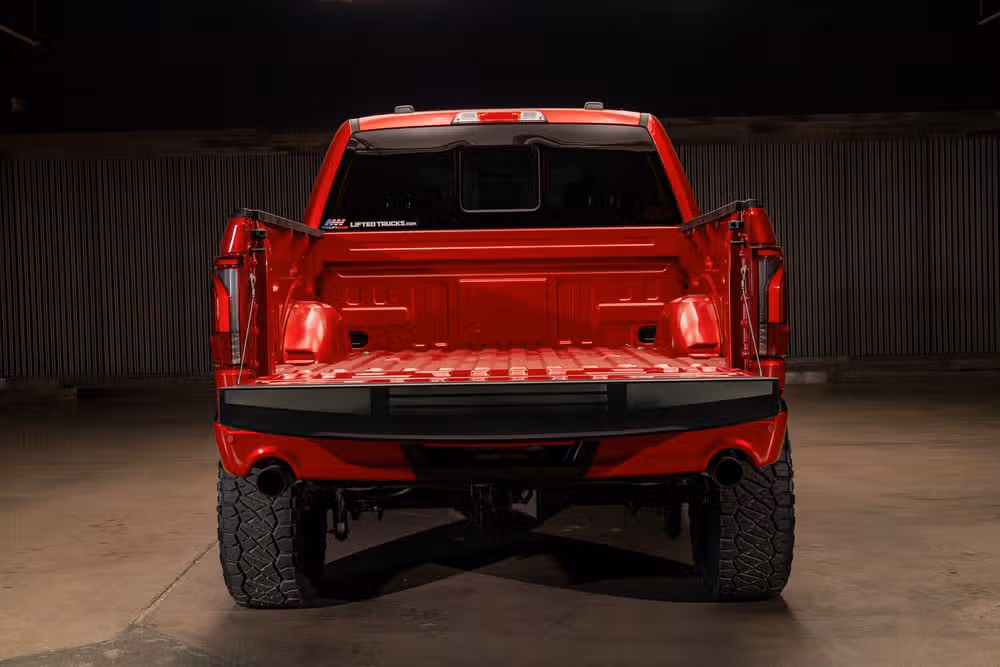 2025 Ford F-150 Lariat SuperCrew Image 9