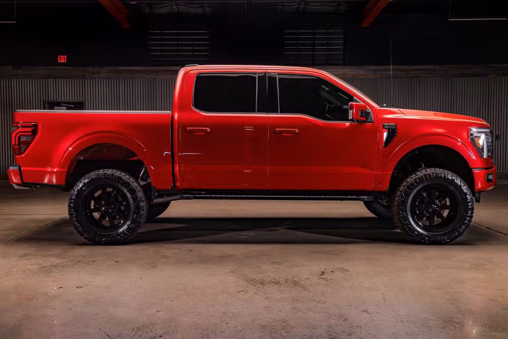 2025 Ford F-150 Lariat SuperCrew Image 11