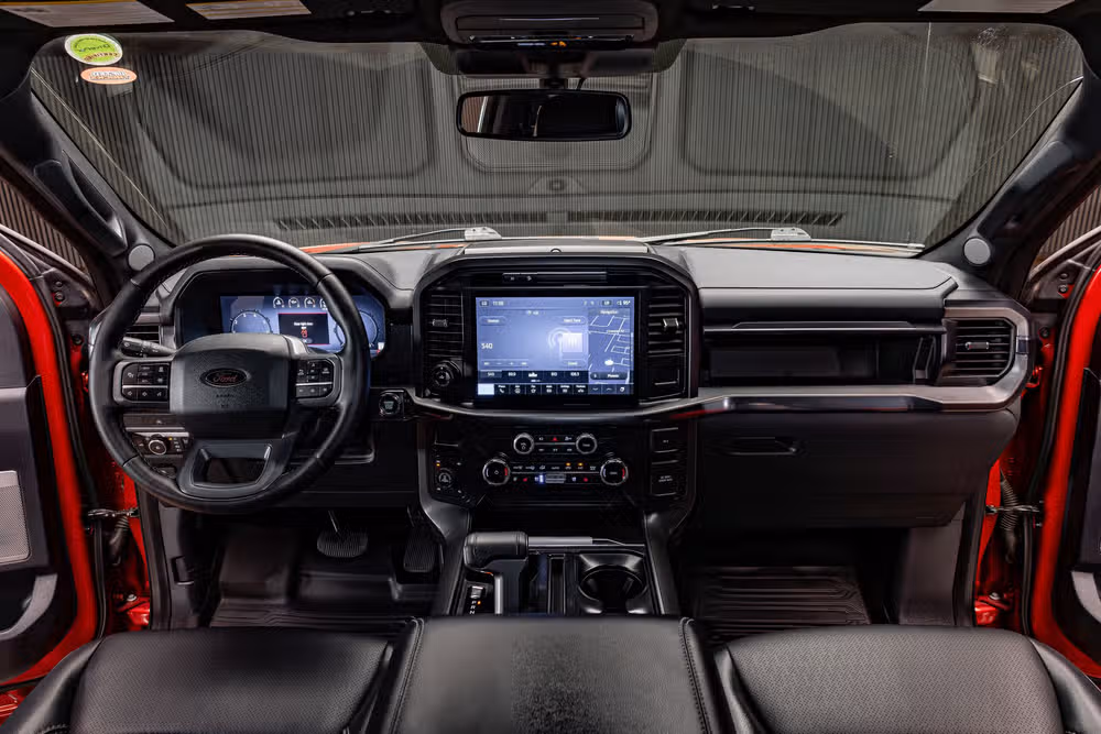 2025 Ford F-150 Lariat SuperCrew Image 20