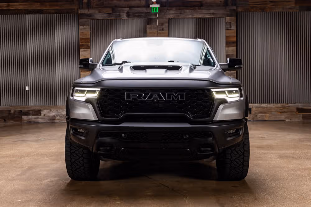 2025 Ram 1500 RHO Crew Cab Image 2