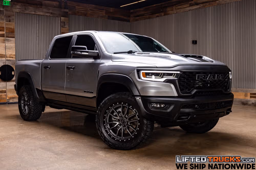 2025 Ram 1500 RHO Crew Cab Image 1