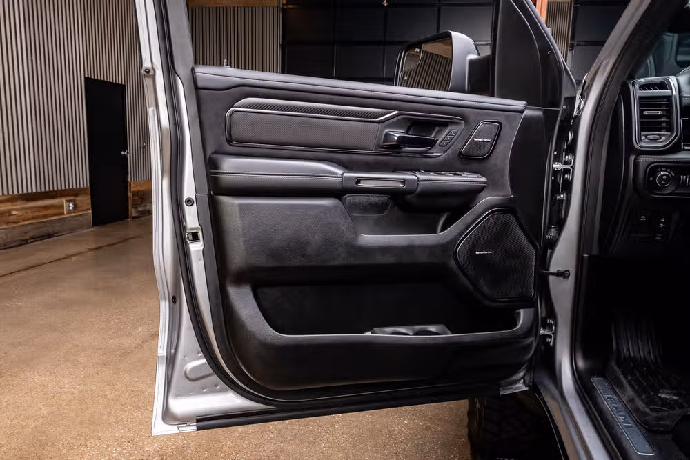 2025 Ram 1500 RHO Crew Cab Image 36