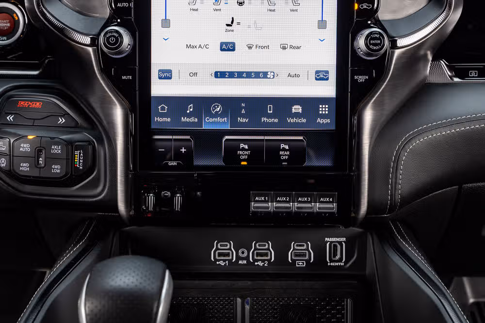 2025 Ram 1500 RHO Crew Cab Image 27