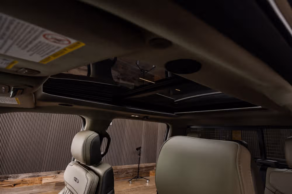 2026 Ford F-250 Super Duty Platinum Plus Crew Cab Image 32