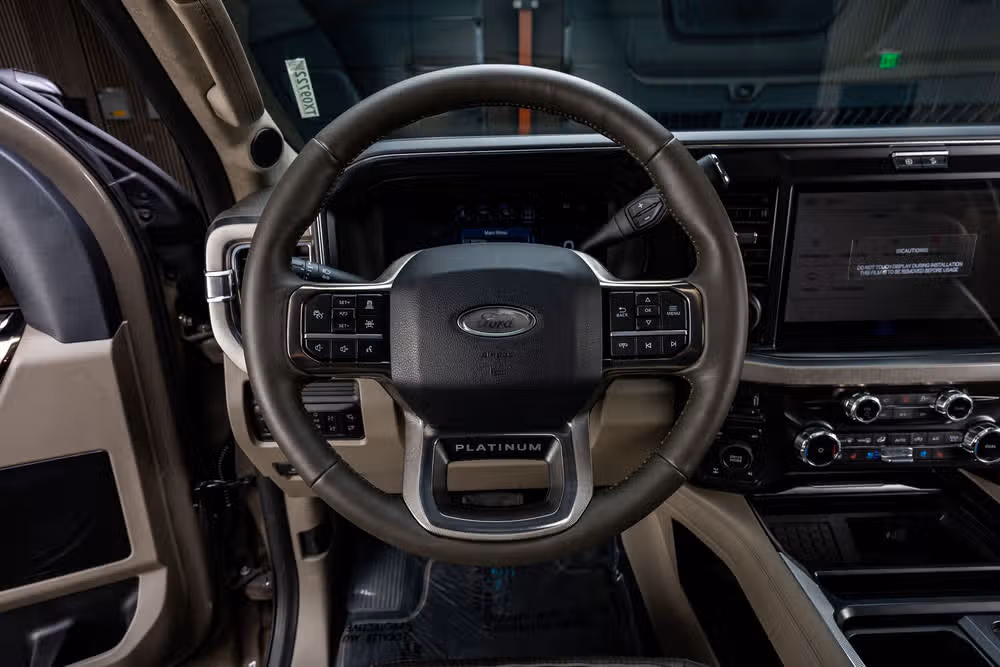 2026 Ford F-250 Super Duty Platinum Plus Crew Cab Image 19
