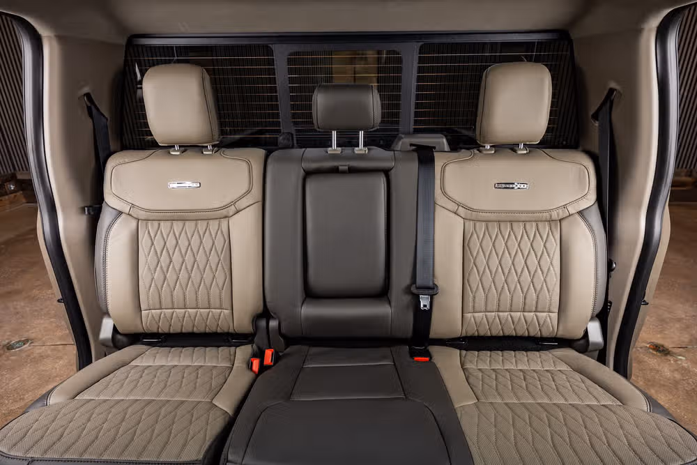 2026 Ford F-250 Super Duty Platinum Plus Crew Cab Image 37