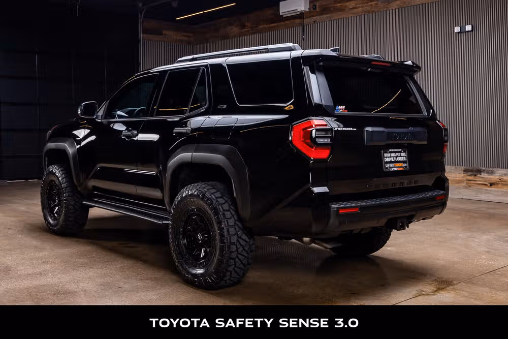 2025 Toyota 4Runner SR5 Image 7