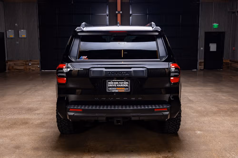 2025 Toyota 4Runner SR5 Image 8