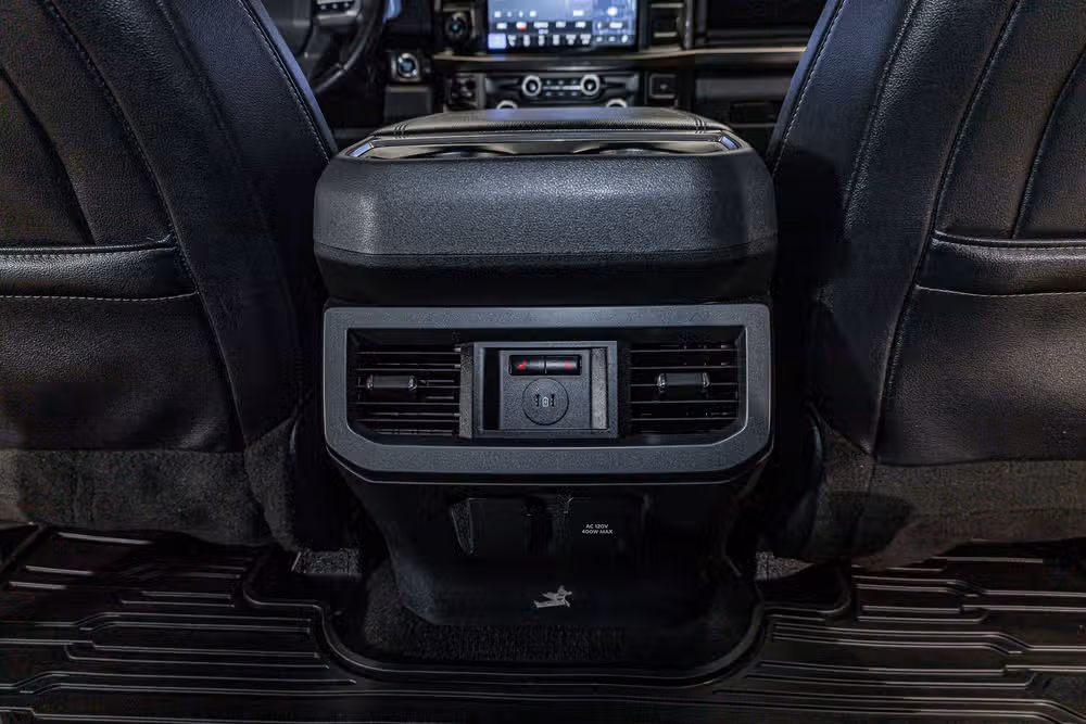 2023 Ford F-250 Super Duty Lariat Crew Cab Image 23