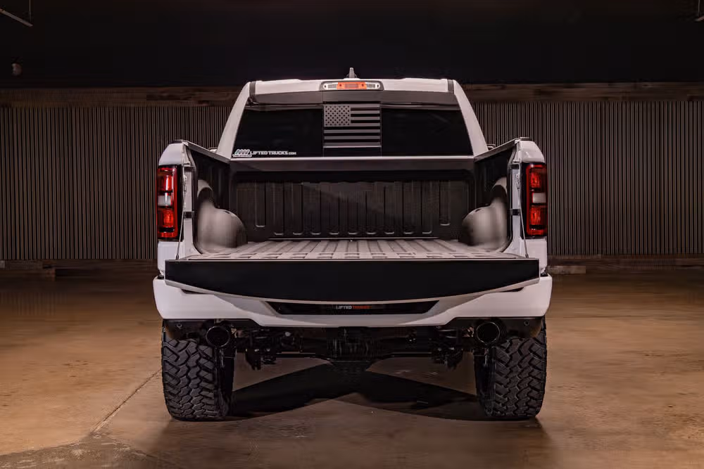 2026 Ram 1500 Laramie Crew Cab Image 9