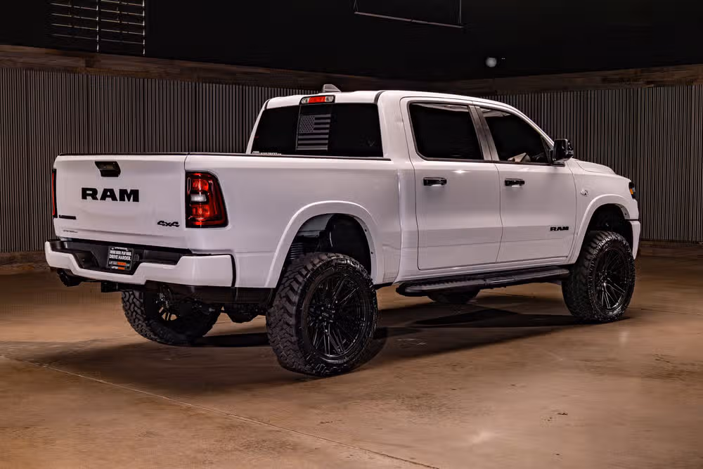 2026 Ram 1500 Laramie Crew Cab Image 10
