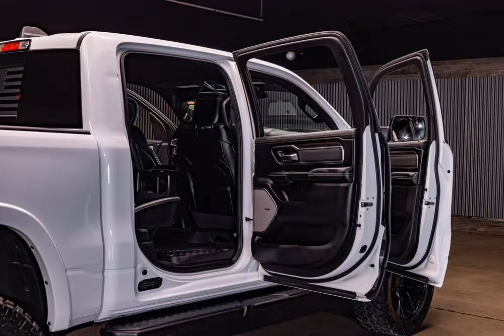2026 Ram 1500 Laramie Crew Cab Image 35