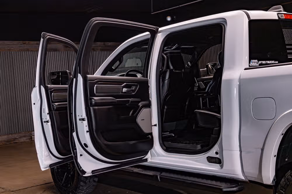 2026 Ram 1500 Laramie Crew Cab Image 33