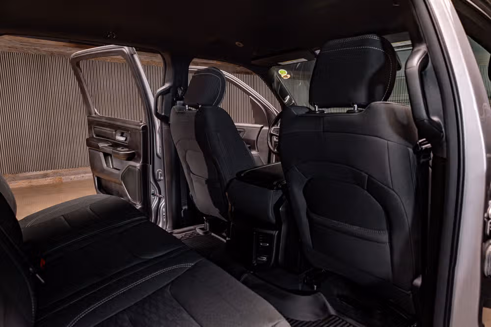 2025 Ram 1500 Warlock Crew Cab Image 25
