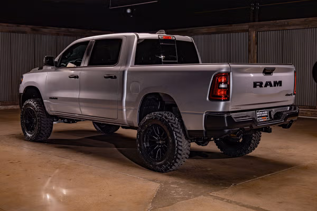 2025 Ram 1500 Warlock Crew Cab