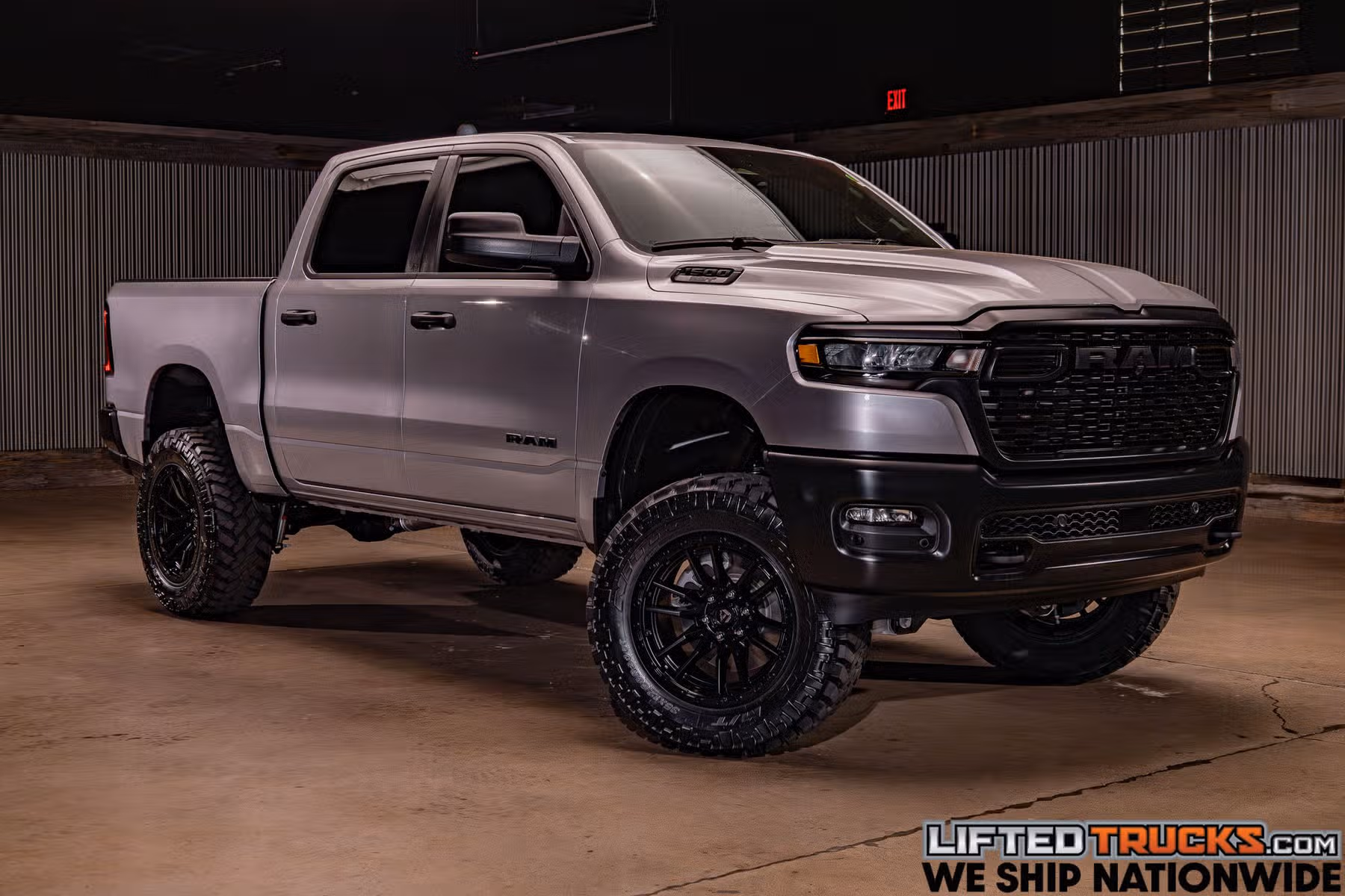 2025 Ram 1500 Warlock Crew Cab Image 1