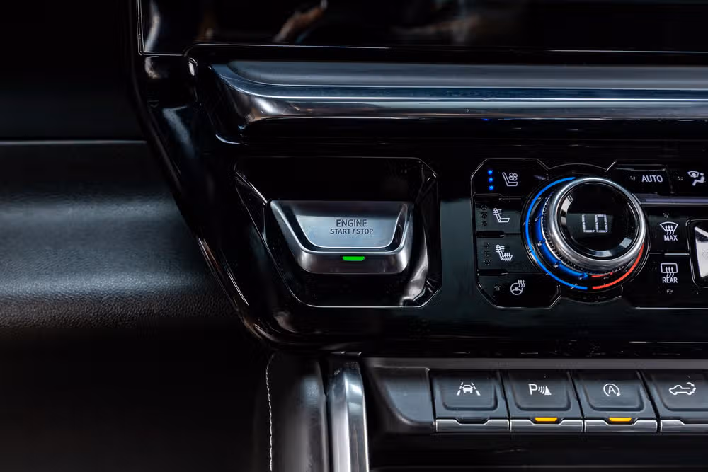 2023 GMC Sierra 1500 Denali Ultimate Crew Cab Image 22