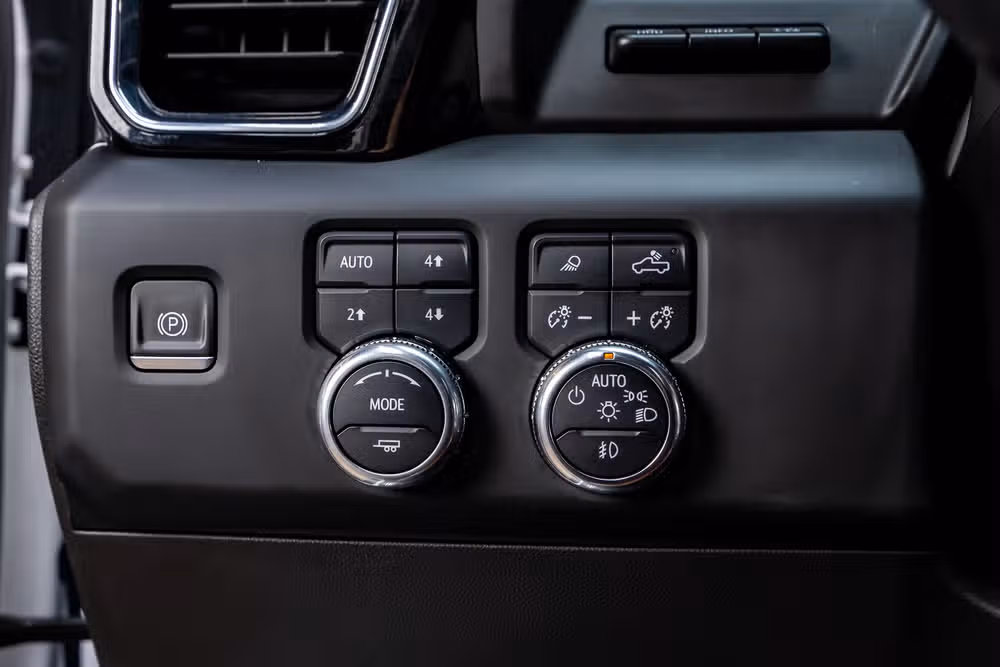 2023 GMC Sierra 1500 Denali Ultimate Crew Cab Image 21