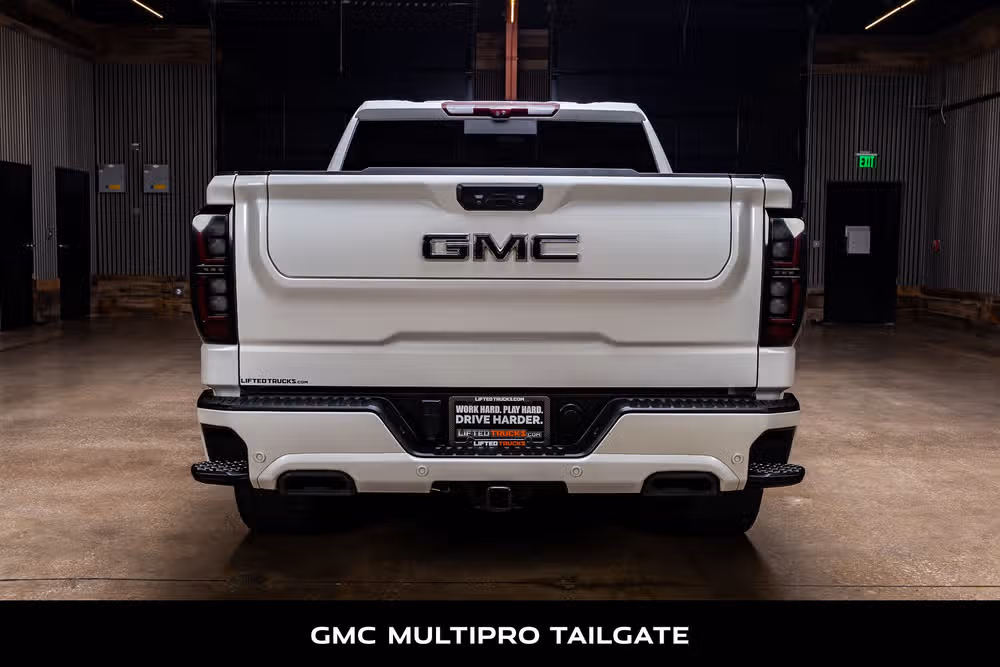 2023 GMC Sierra 1500 Denali Ultimate Crew Cab Image 7