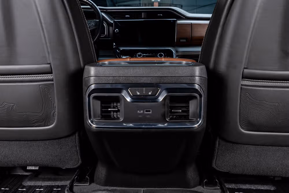 2023 GMC Sierra 1500 Denali Ultimate Crew Cab Image 33