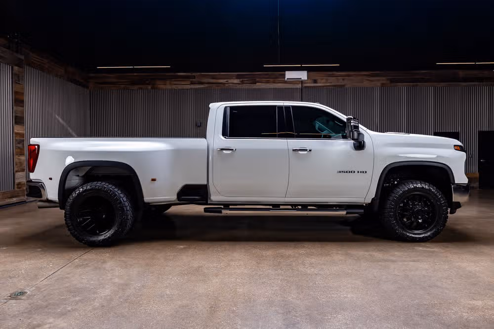 2025 Chevrolet Silverado 3500HD LTZ Crew Cab Image 11