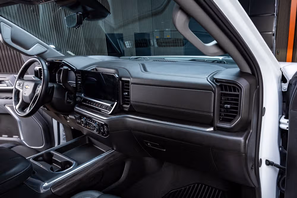2025 Chevrolet Silverado 3500HD LTZ Crew Cab Image 18