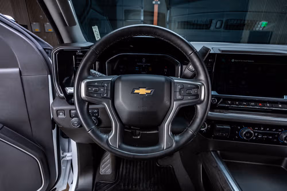 2025 Chevrolet Silverado 3500HD LTZ Crew Cab Image 19