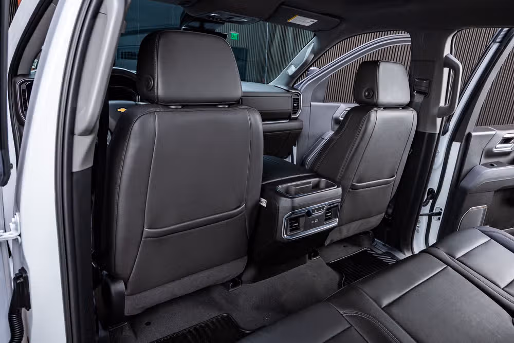 2025 Chevrolet Silverado 3500HD LTZ Crew Cab Image 34