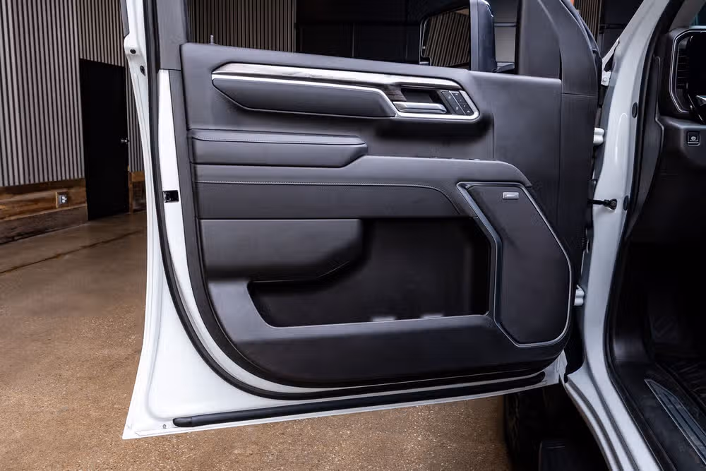 2025 Chevrolet Silverado 3500HD LTZ Crew Cab Image 36