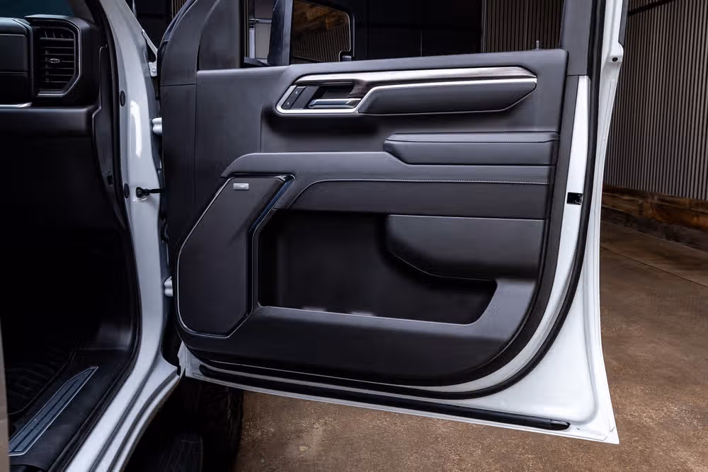 2025 Chevrolet Silverado 3500HD LTZ Crew Cab Image 37