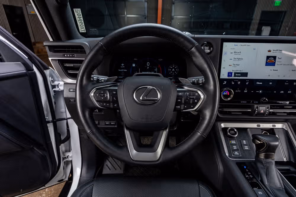 2025 Lexus GX 550 Overtrail Image 19