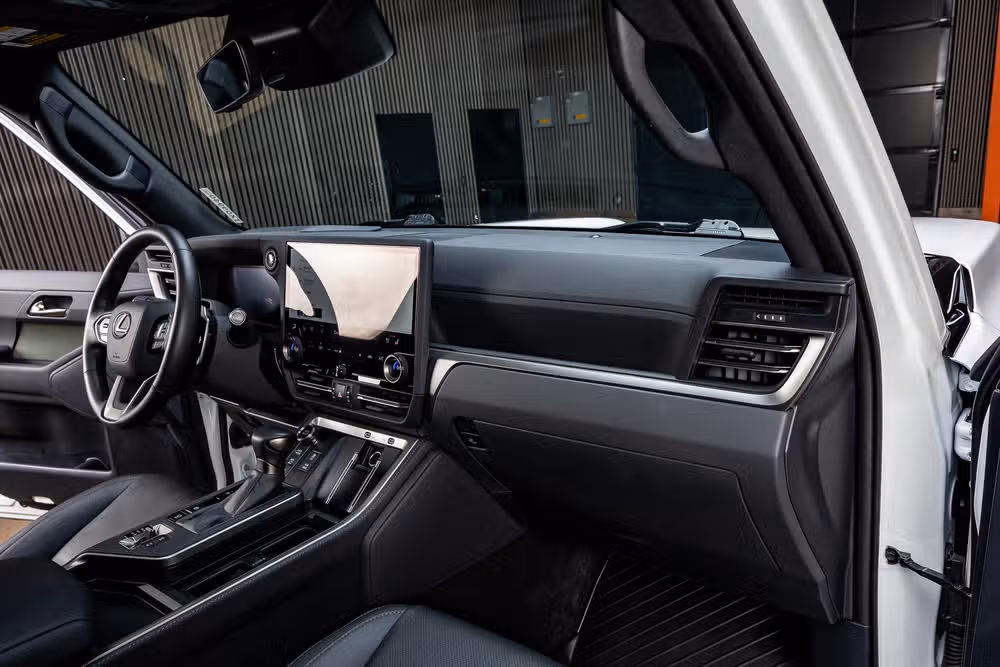 2025 Lexus GX 550 Overtrail Image 18