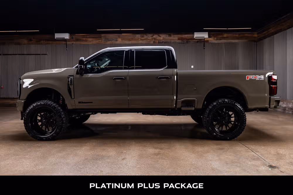 2026 Ford F-250 Super Duty Platinum Plus Crew Cab Image 6